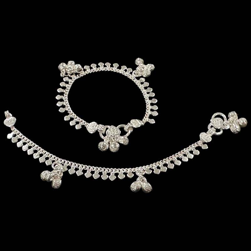 700 Silver Kids Traditional Queen Anklet - Style
