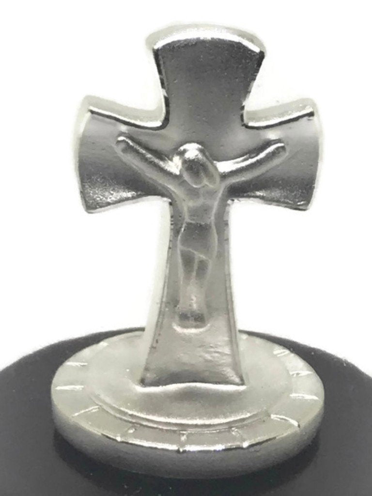 999 Pure Silver Lord Jesus Christ with Cross Idol / Statue (Figurine