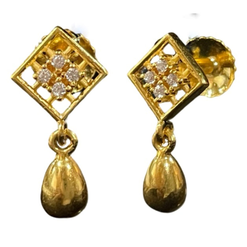 916 Twenty Two Karat (22K) Gold Studded Kids Earrings -Style