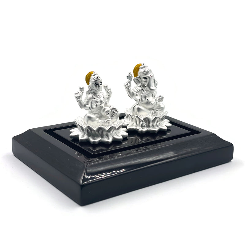 999 Pure Silver Ganesh & Lakshmi/Laxmi idol/Statue / Murti (Figurine
